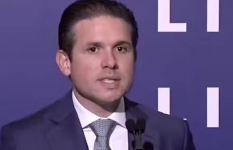Presidente da Câmara pede para STF que mantenha suspensão do processo contra Ramagem