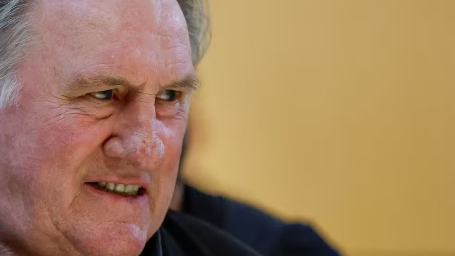 Gérard Depardieu é condenado a 18 meses de prisão por agressão sexual na França