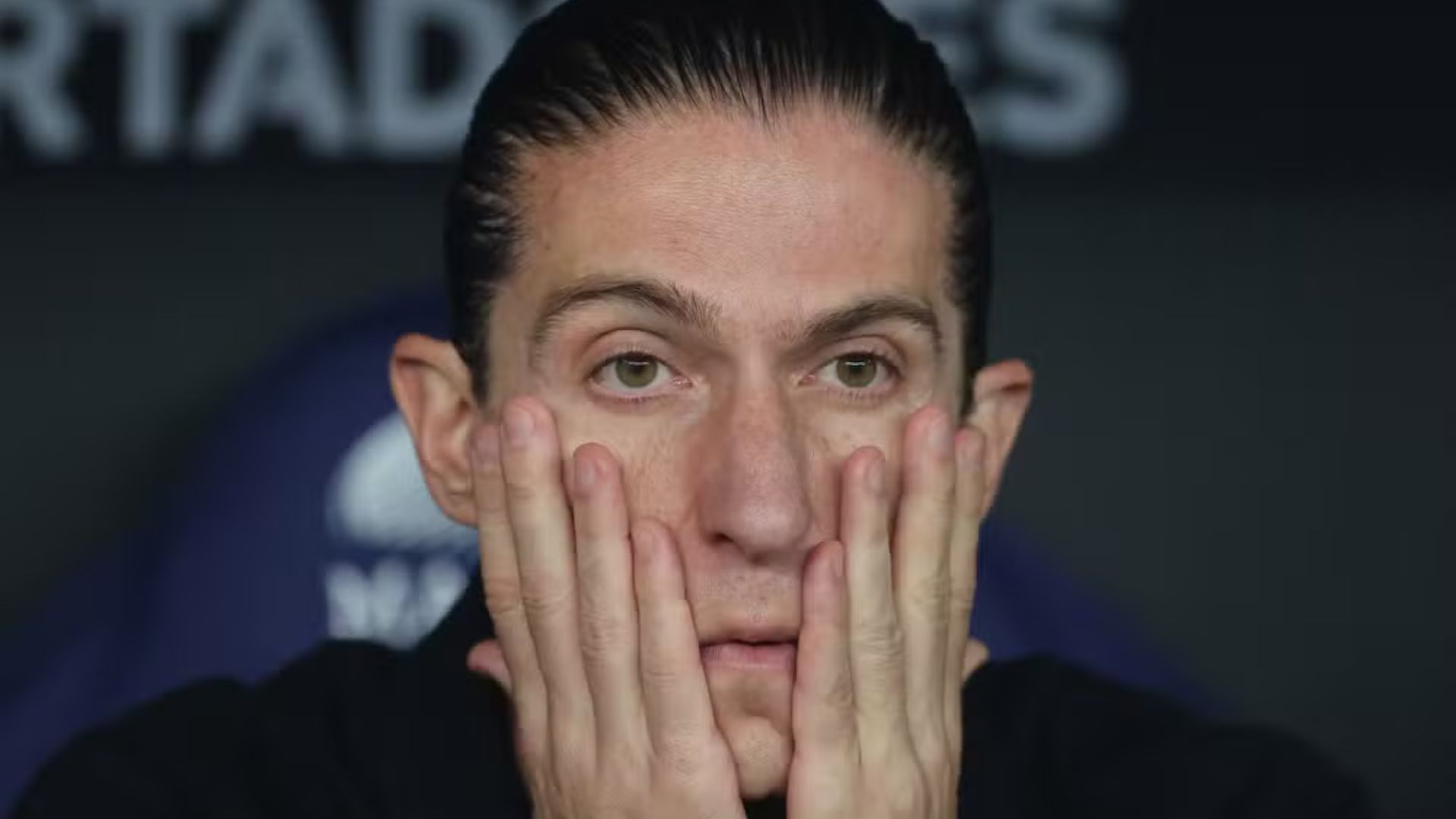 Filipe Luís afirma que Pedro ainda não tem nível físico ideal para ser titular no Flamengo