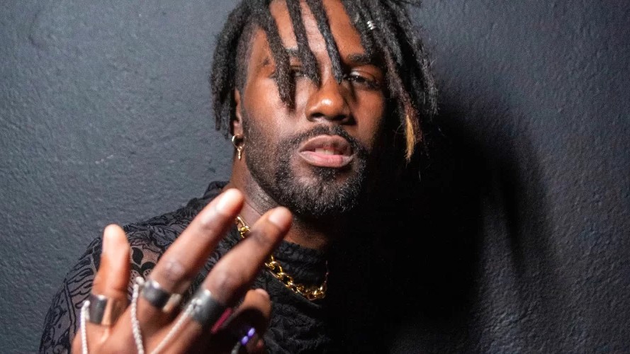 Cantor carioca de R&B devolve Grammy recebido por engano: ‘Por mais que seja meu sonho, não me pertence’