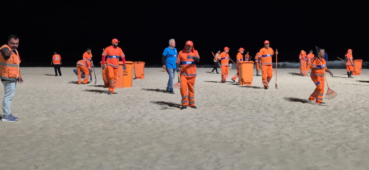 Comlurb remove 392 toneladas de lixo após show de Lady Gaga em Copacabana