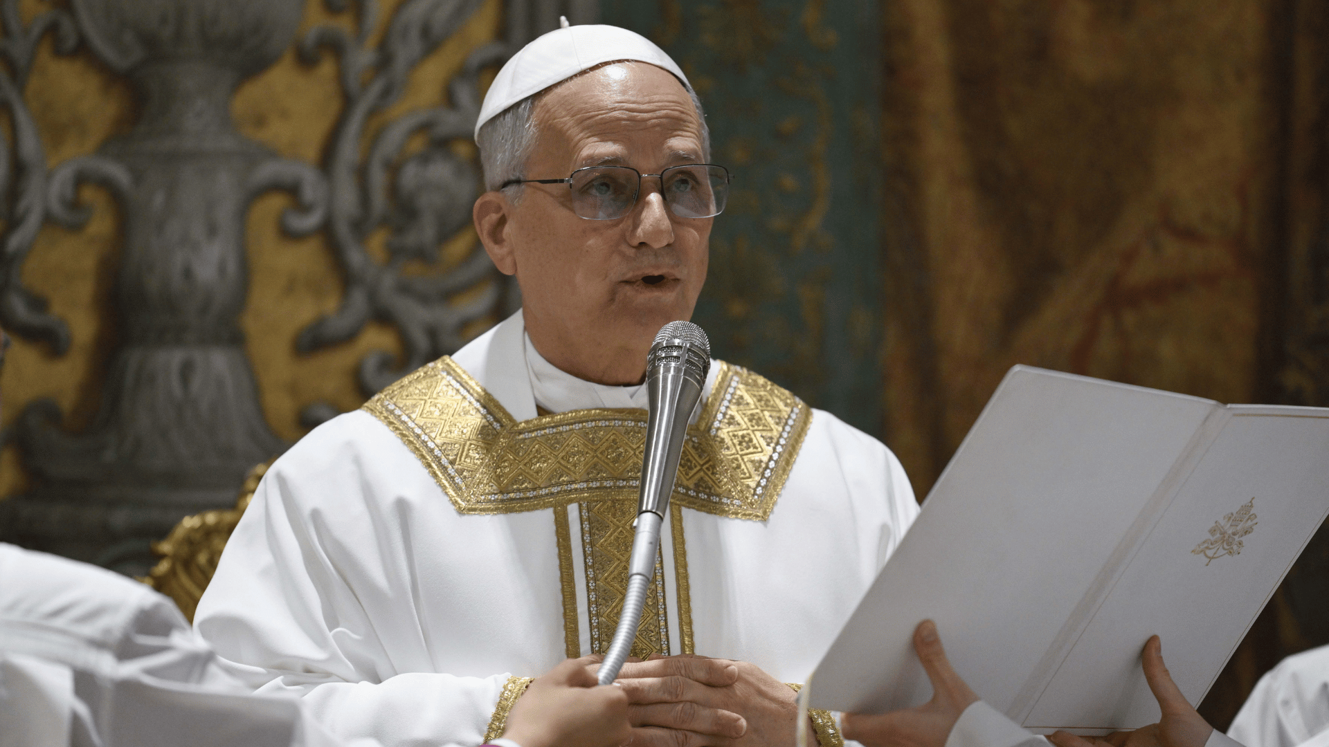 Papa Leão XIV clama por liberdade de imprensa em primeiro encontro com jornalistas