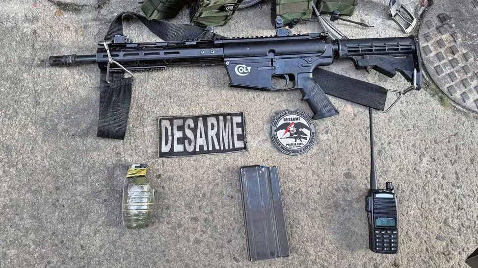 Polícia Civil realiza operação no Complexo de Israel para prender 44 traficantes; quatro pessoas ficaram feridas
