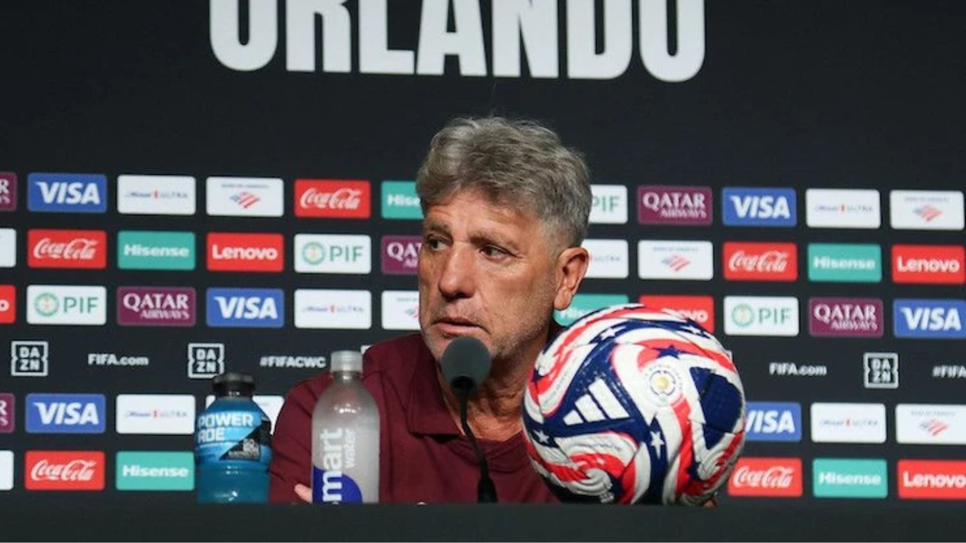 Renato Gaúcho defende técnicos brasileiros e provoca: ‘Queria ver um gringo fazer o trabalho que estou fazendo’