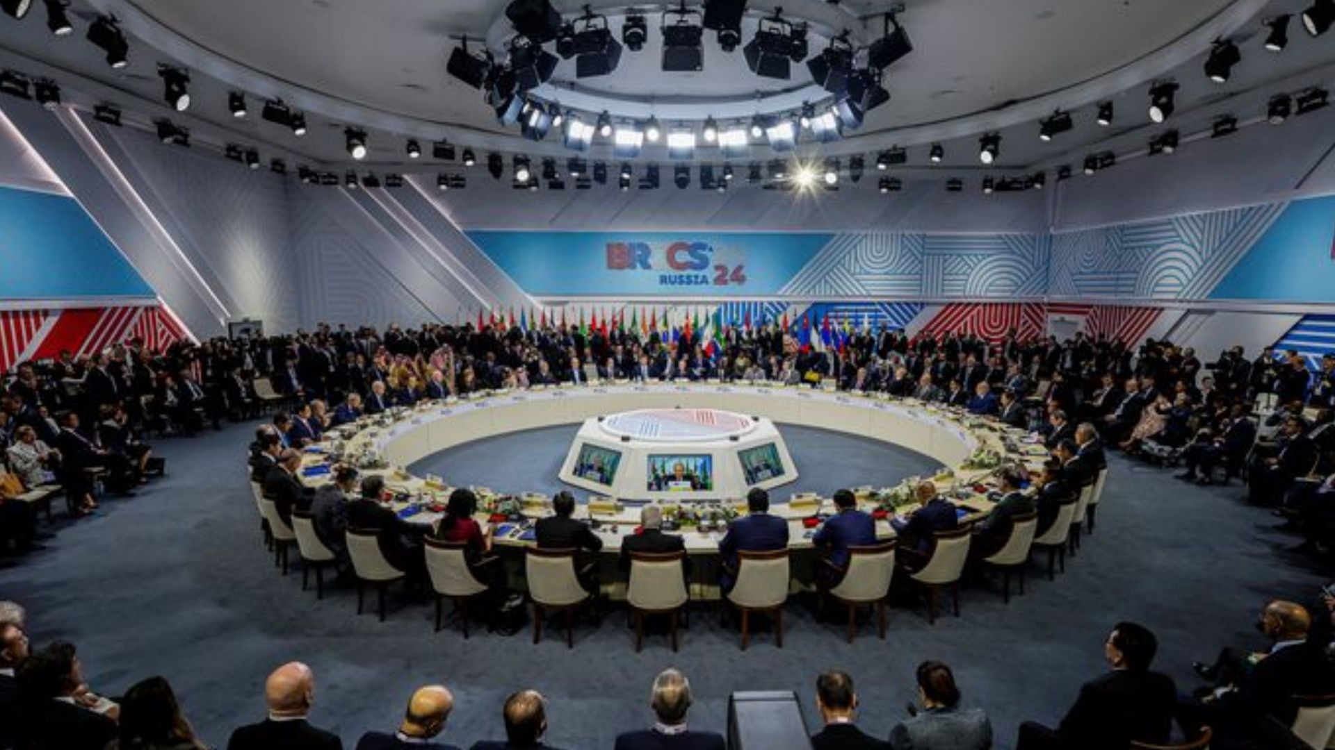 BRICS: grupo de países do Sul Global se reúne no Rio para debater economia, clima e cooperação internacional