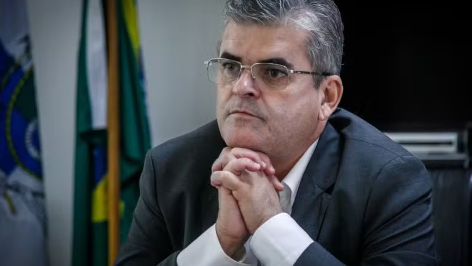Bacellar afasta Washington Reis por insubordinação enquanto Castro está fora do país