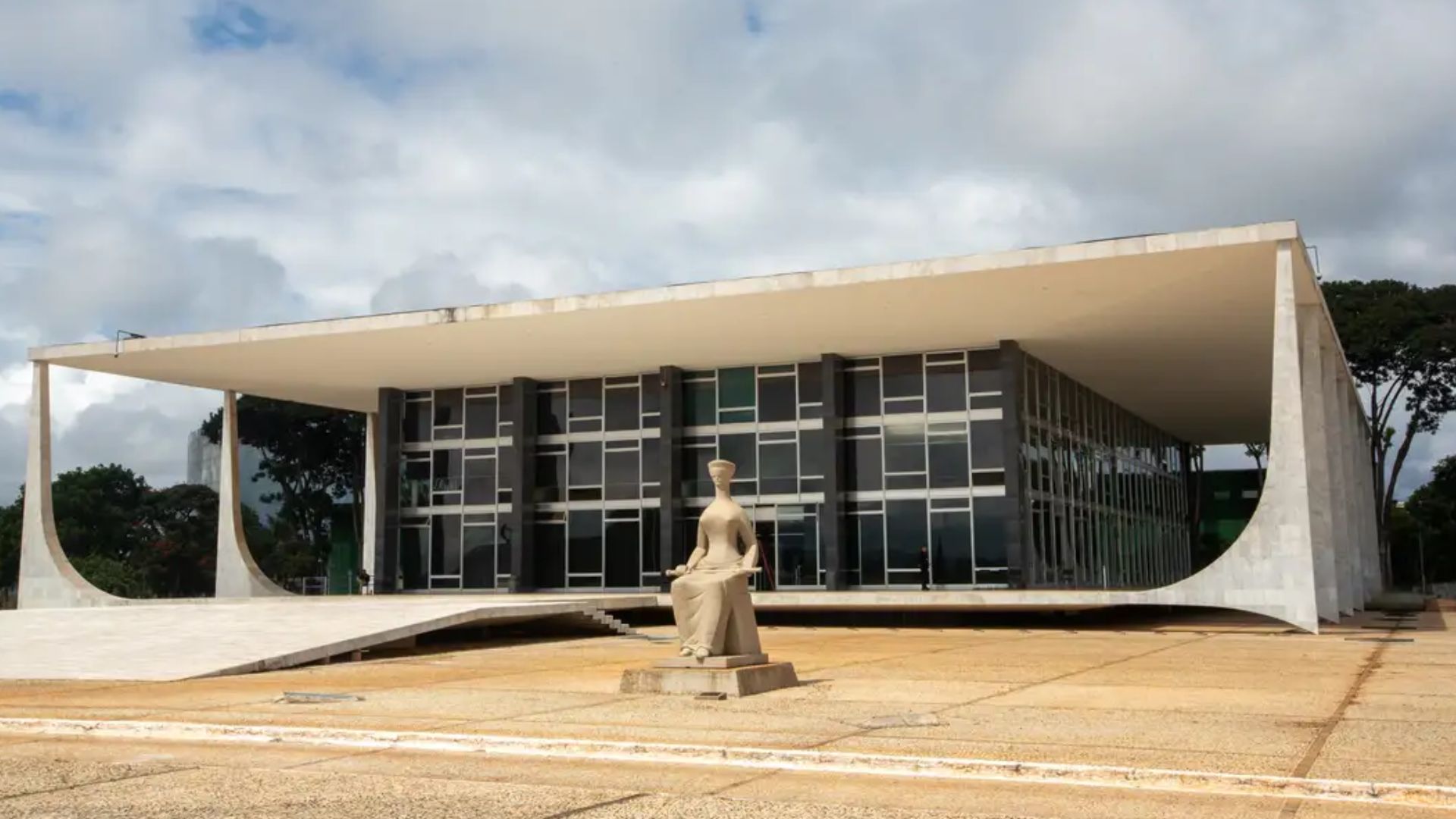 Supremo vai discutir vínculos de trabalho via PJ em audiência convocada por Gilmar Mendes