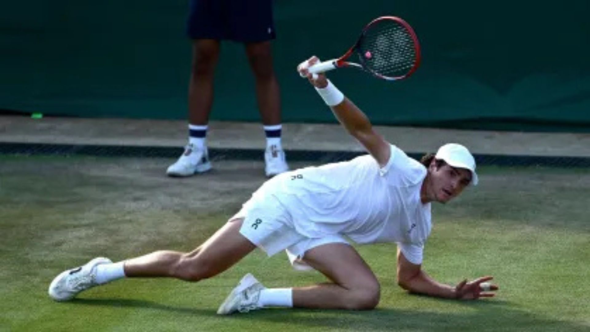 João Fonseca é superado por chileno Jarry e se despede de Wimbledon na terceira rodada
