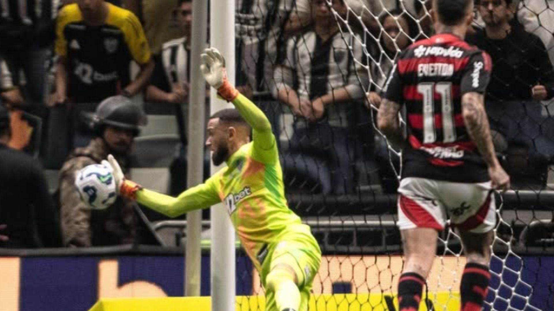 Atlético-MG elimina Flamengo nos pênaltis e avança às quartas da Copa do Brasil