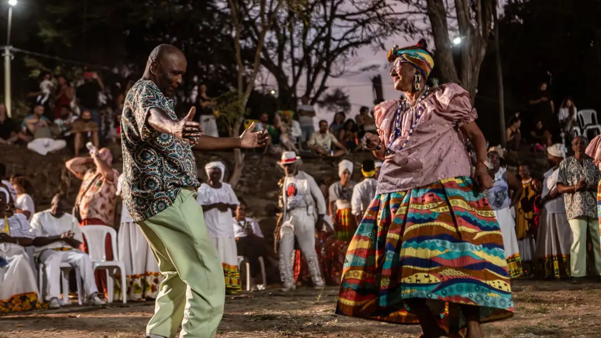 Praça Tiradentes vira quilombo neste sábado (16) em celebração ao jongo
